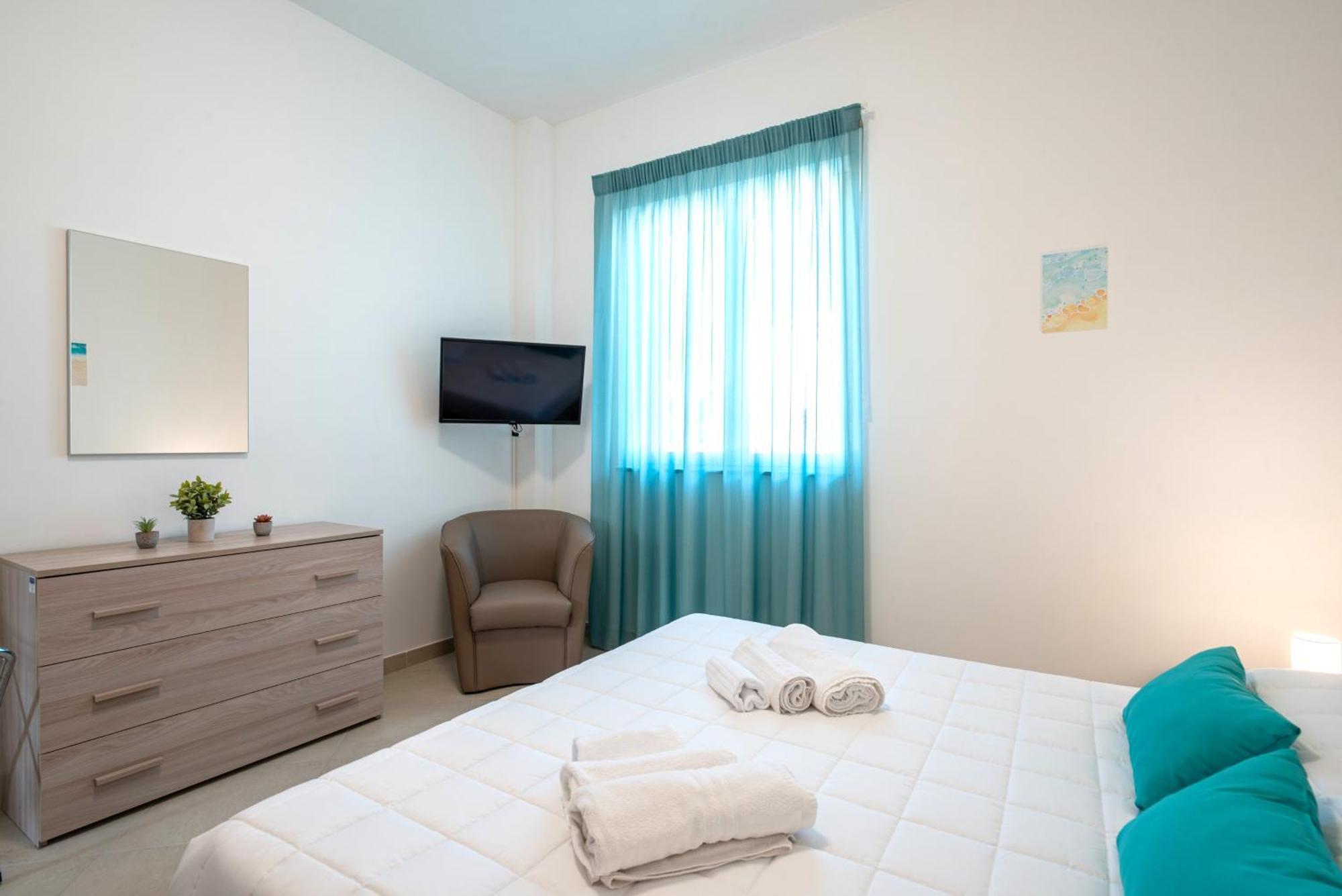 Icaro Residence Apartments With A Beautiful Pool SantʼAgata di Militello Exterior foto