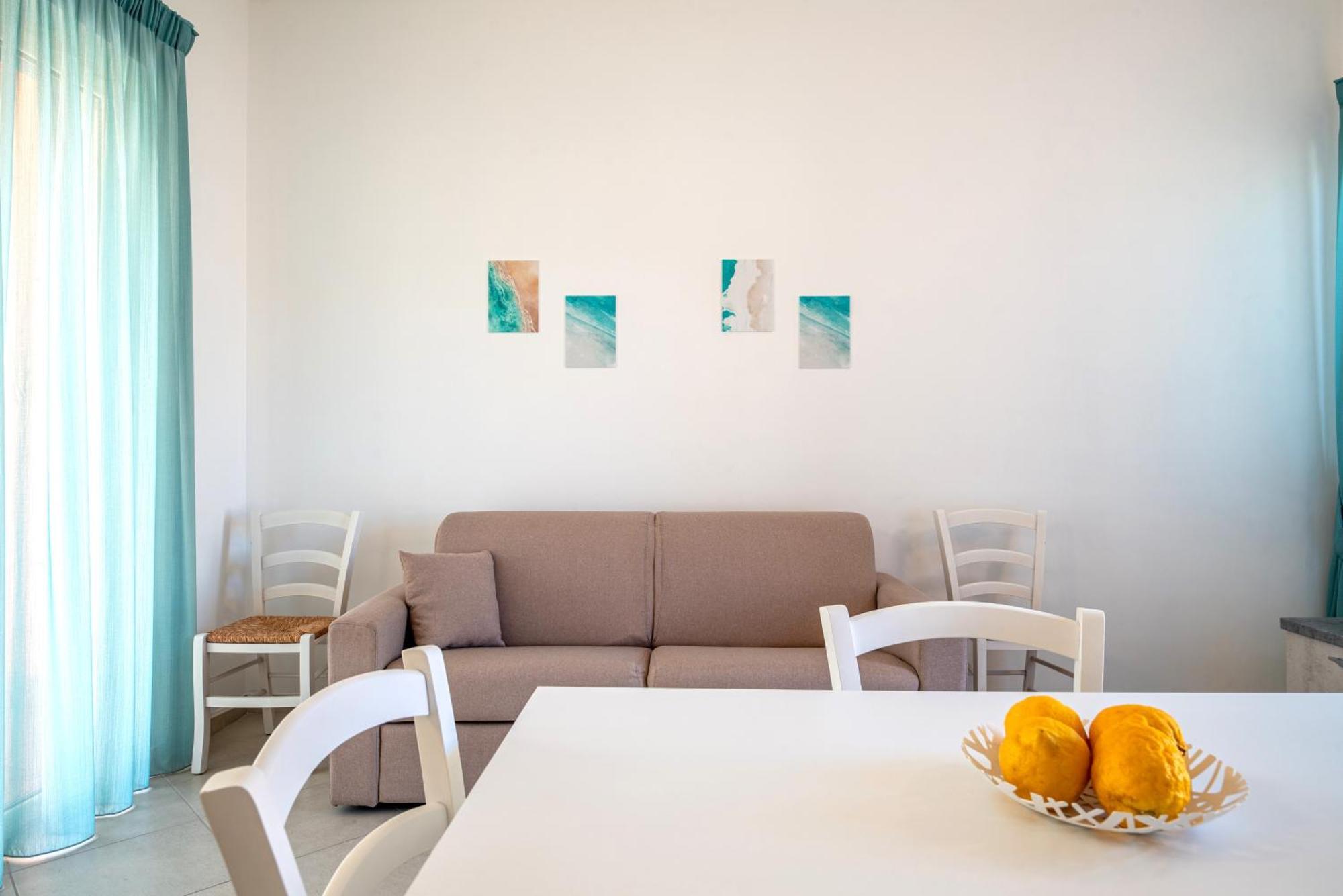 Icaro Residence Apartments With A Beautiful Pool SantʼAgata di Militello Exterior foto