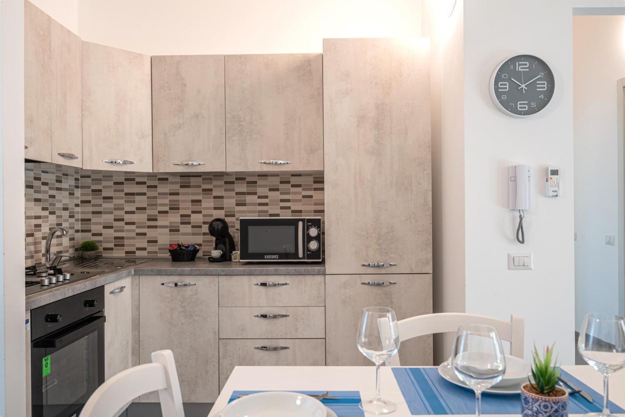Icaro Residence Apartments With A Beautiful Pool SantʼAgata di Militello Exterior foto