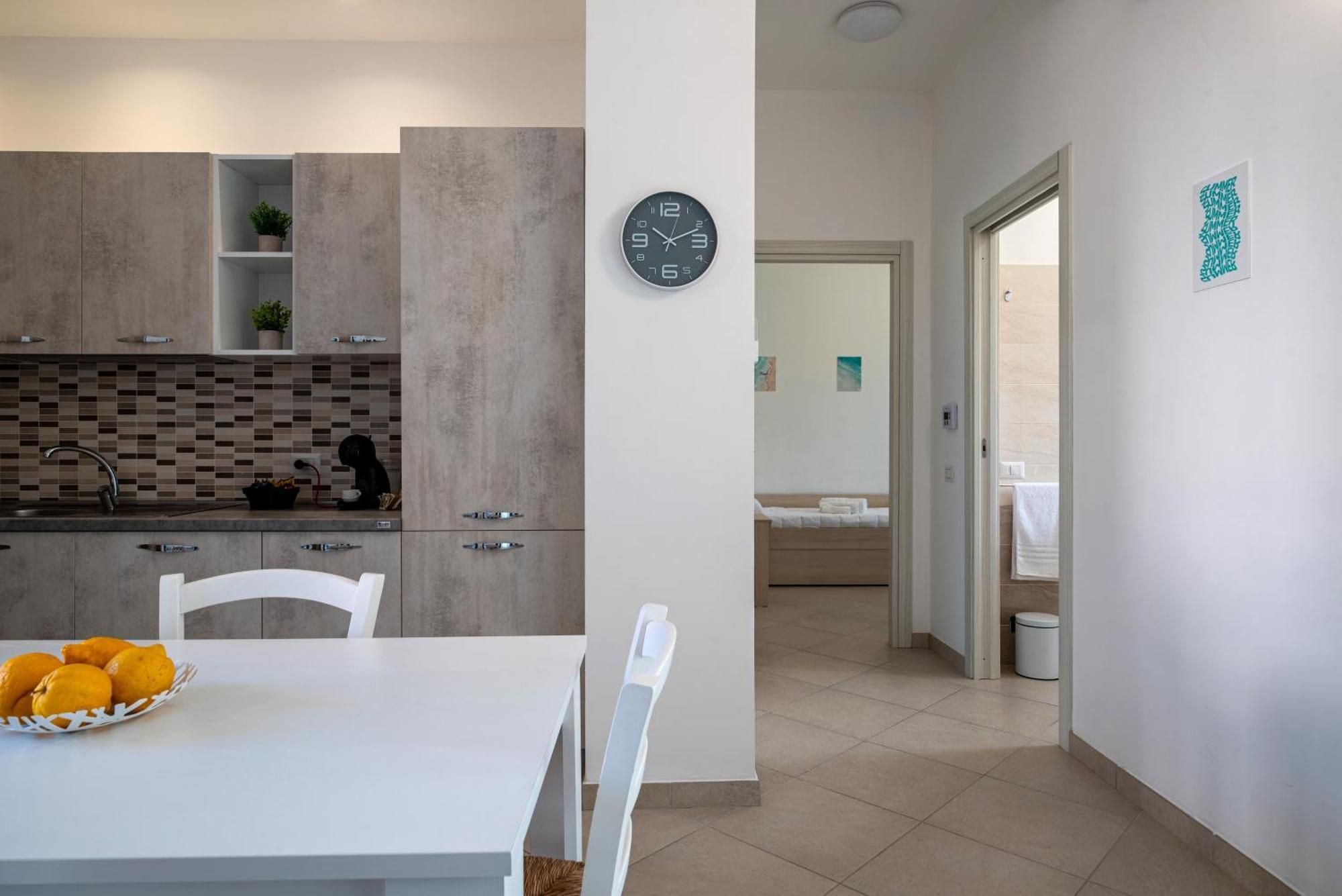 Icaro Residence Apartments With A Beautiful Pool SantʼAgata di Militello Exterior foto